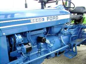 Tractor Ford  6600 + Grúa -  Tractores agrícolas