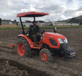 Tractor CK4010 en  Agrofertas®