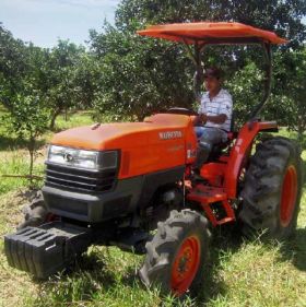 Tractor Agrícola Marca Kubota Modelo L-4400 -  Tractores agrícolas